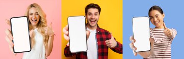 Beyaz ekranlı ve başparmaklı cep telefonlarını gösteren mutlu çok ırklı çağlar, genç adam ve bayanlar güzel mobil uygulamalar öneriyor, renkli arka planlar, model, kolaj, panorama