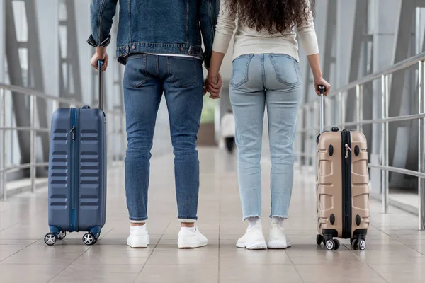 Travelling Together Rear View Unrecognizable Young Couple Standing Luggage Airport — Stock Photo, Image