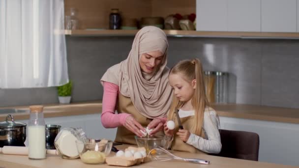 Family Culinary Happy Muslim Mother Teaching Her Cute Little Daughter — Stock Video