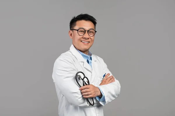 Smiling Happy Confident Adult Korean Therapist White Coat Glasses Holding — Fotografia de Stock
