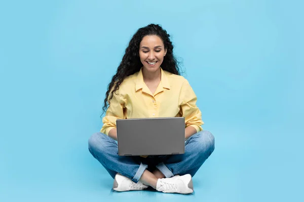 Cheerful Arabic Lady Working Online Laptop Computer Sitting Posing Studio —  Fotos de Stock