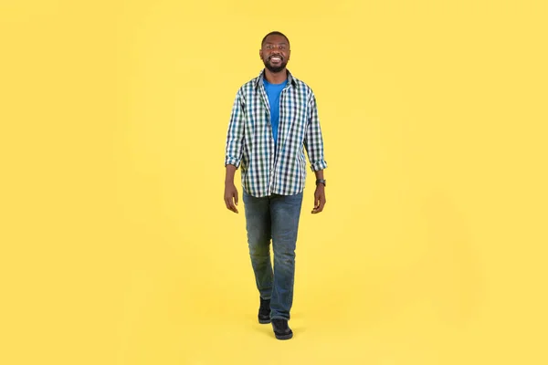 Cheerful African American Guy Walking Smiling Looking Camera Posing Studio — Stok fotoğraf