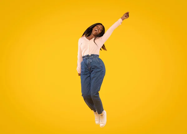 Joyful African American Lady Jumping Air Looking Camera Excited Black — Fotografia de Stock