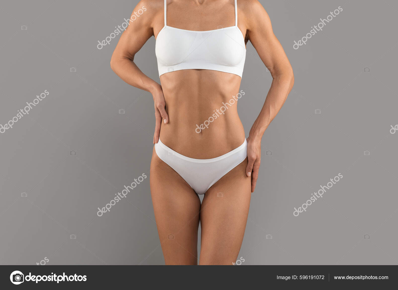 Cropped Shot Slim Woman Perfect Body Posing White Underwear Unrecognizable  fotos, imagens de © Milkos #596191072