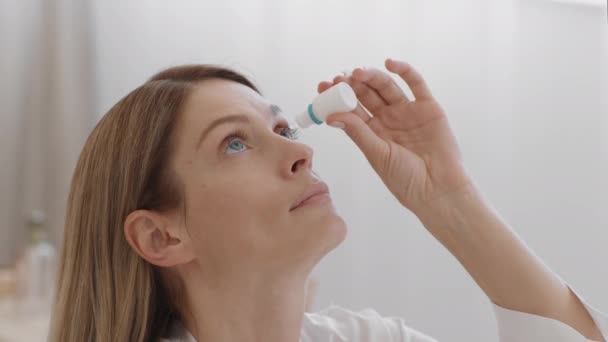 Eyesight Cure Close Portrait Middle Aged Lady Dripping Eye Drops — Stockvideo