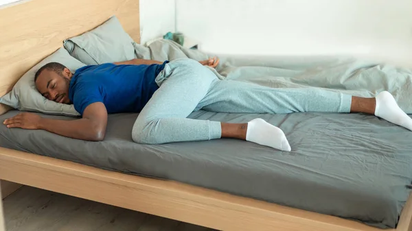 Black Guy Sleeping Lying Stomach Bed Bedroom Indoor Millennial Man — Fotografia de Stock