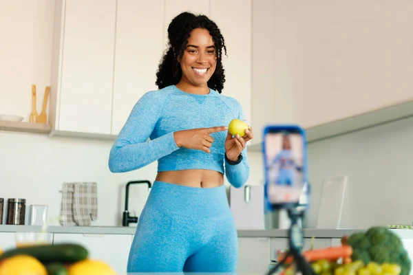 Healthy Food Blog Happy Black Fit Lady Recording Video Her — Stockfoto