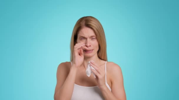 Cold Flu Concept Sick Middle Aged Woman Feeling Unwell Suffering — Stok video