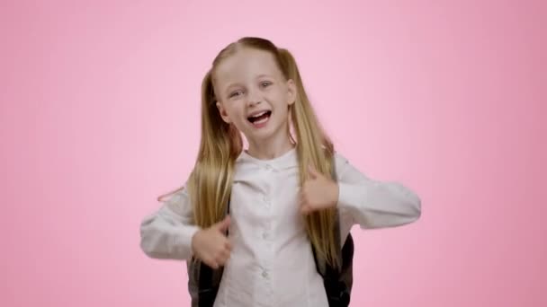 Love Education Happy Little Schoolgirl Backpack Gesturing Thumbs Both Hands — Vídeo de Stock