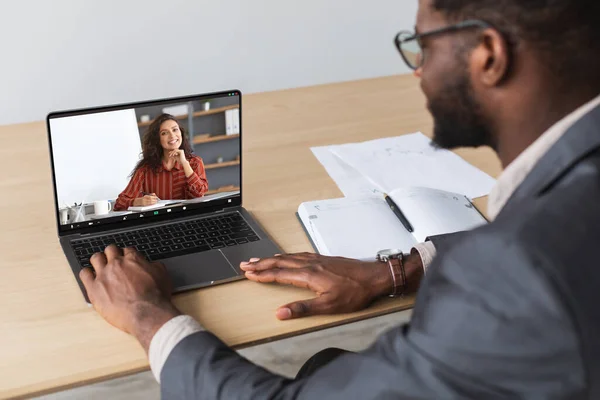 Online Meeting Concept Black Male Entrepreneur Having Video Call Female — Stock Photo, Image