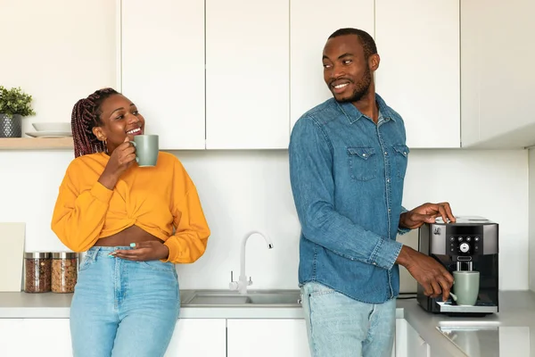 Loving Black Woman Man Making Coffee Machine Kitchen Enjoying Hot — Stockfoto