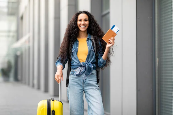 Cheerful Pretty Lady Casual Outfit Tourist Yellow Suitcase Luggage Holding — Stockfoto