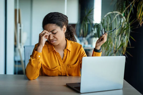 Eyes Fatigue Tired Black Female Office Manager Massaging Nosebridge Holding — Φωτογραφία Αρχείου