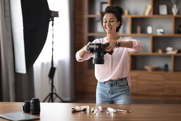 Happy Young Woman Famous Beauty Blogger Taking Photos Cosmetics Her — Fotografia de Stock