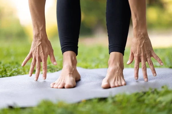 7,500+ Woman Feet Yoga Stock Photos, Pictures & Royalty-Free Images -  iStock