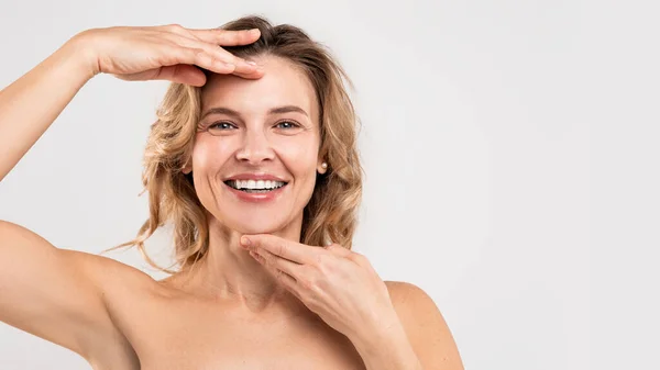 Facebuilding Concept Happy Beautiful Middle Aged Woman Touching Chin Forehead — Stock Photo, Image