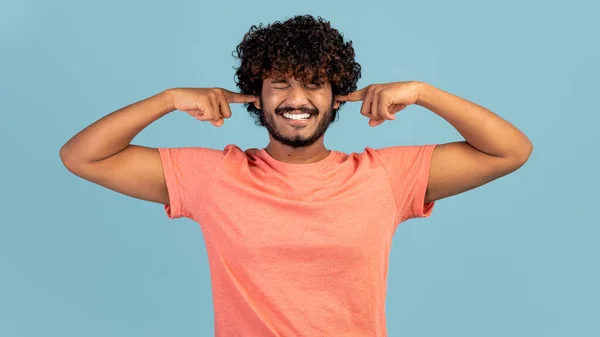 Annoyed Millennial Indian Guy Pink Shirt Beard Curly Hair Covering — Stok fotoğraf