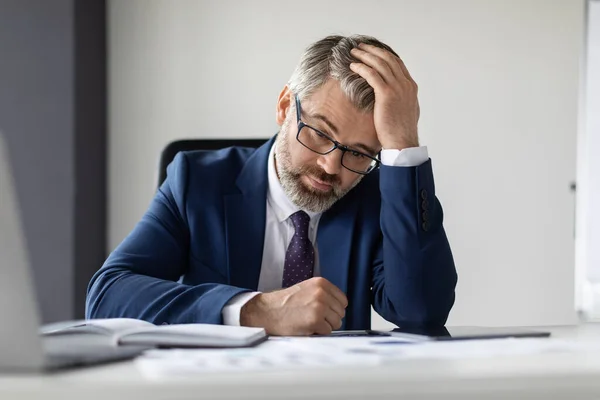 Work Burnout Portrait Upset Mature Businessman Sitting Desk Office Pensive — Foto de Stock