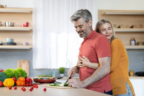Loving Handsome Middle Aged Man Husband Preparing Delicious Healthy Meal — Stockfoto