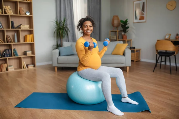 Happy Young Pregnant African American Lady Big Belly Sitting Fitness — Stockfoto