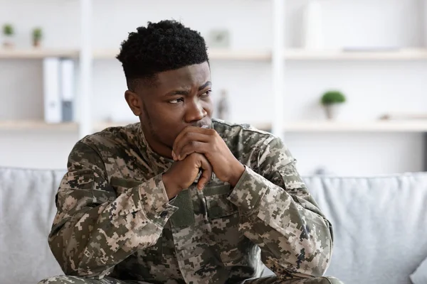 Depressed Military Black Man Staring Copy Space Holding Palms Mouth — Stockfoto