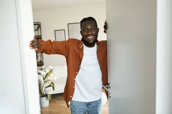 Happy African American Man Opening Door His New Apartment Smiling — Φωτογραφία Αρχείου