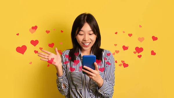 Portrait Emotional Young Asian Woman Looking Smartphone Screen Excitement Smiling — Stock Photo, Image