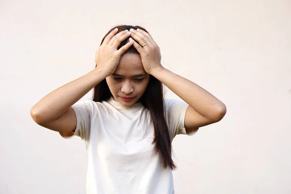 Azji Kobieta Ból Głowy Stres Pracy — Zdjęcie stockowe