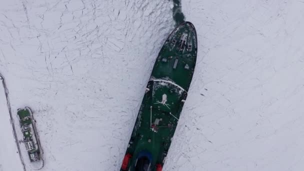 Büyük Bir Buzkıran Geminin Pruvasıyla Buzları Kırıyor Geniş Deniz Buzları — Stok video