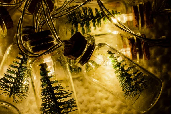 Una Bella Ghirlanda Artigianale Fatta Mano Albero Natale Fatta Bottiglie — Foto Stock