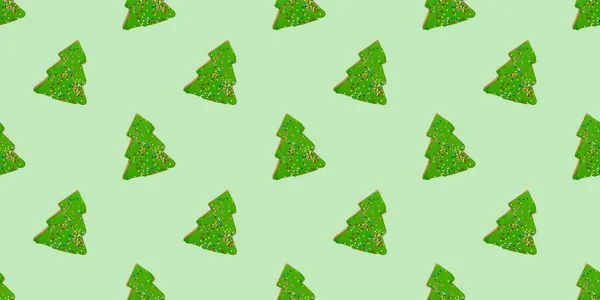 Naadloos Patroon Met Gemberkoekjes Vorm Van Een Groen Versierde Kerstboom — Stockfoto