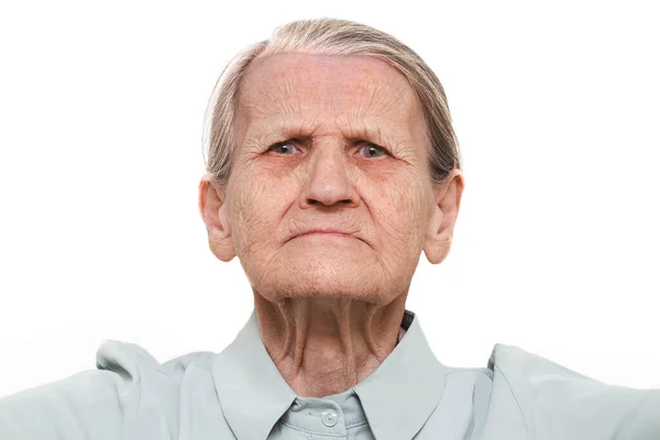 Retrato Uma Idosa Triste Tiro Cabeça Uma Velhota Zangada Rosto — Fotografia de Stock