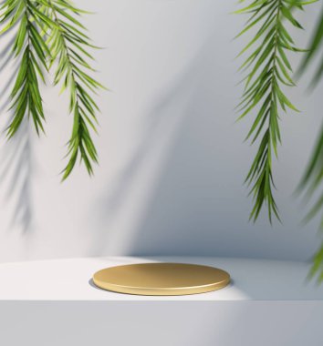 Palmiye yapraklarının altında, betonun üzerindeki altın heykel.