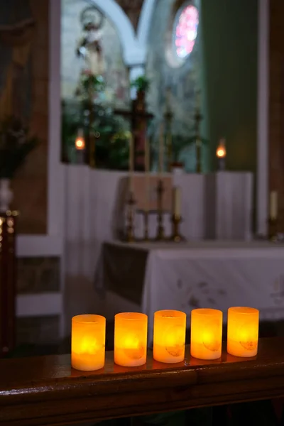 Candles Altar Church Promises Holy Week — Stock Photo, Image