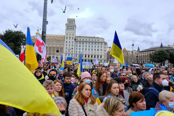 Barcelona Spanien Mars 2022 Människor Demonstrerar Mot Kriget Ukraina — Stockfoto