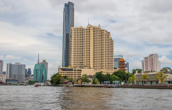 Chaophraya Nehri ve Bangkok Tayland 'ın Güneydoğu Asya manzarası