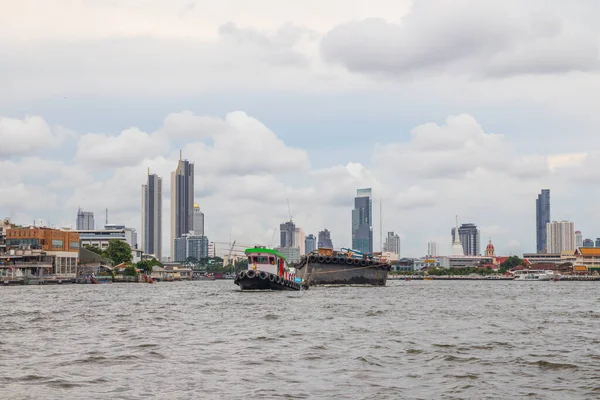 Tug Boat Cargo Ship Chao Phraya River Bangkok Thailand Southeast — Stock Photo, Image