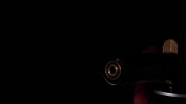 Gaz ocağı açıldığında ateş edin. Ağır çekim. Teknoloji