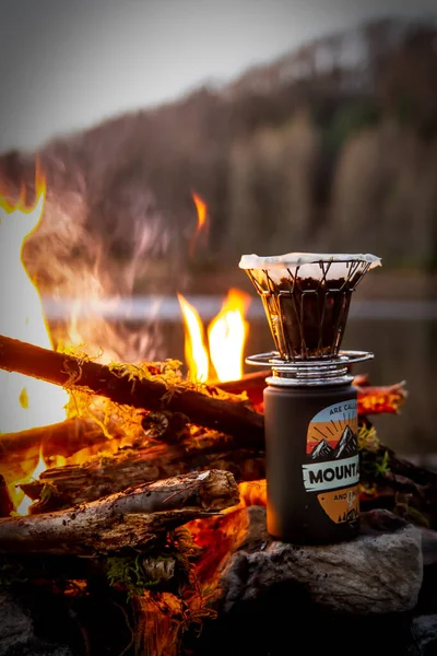 Outdoor Coffee Maker Fire — Stockfoto