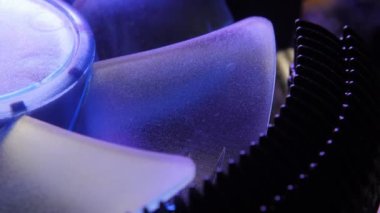 Bilgisayar elektronik ana kartı CPU hava soğutucusunu kapat.