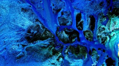 Soyut mürekkep boyası mavi ve gök mavisi arkaplan. Akrilik boya karışımı, mermer soyut akışkan sanat deseni..