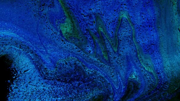 Abstraktní inkoust malování modré a azurové pozadí. Směs akrylových barev, mramorové abstraktní tekutiny umění vzor. — Stock video