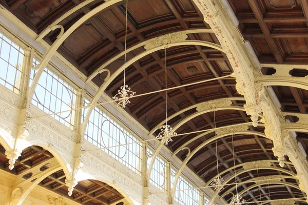 Çek Cumhuriyeti Marianske Lazne 'deki The Colonnade' in Tavanı