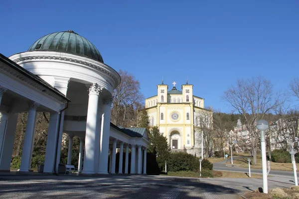 Igreja Católica Romana Virgem Maria Assunção Marianske Lazne República Checa — Fotografia de Stock