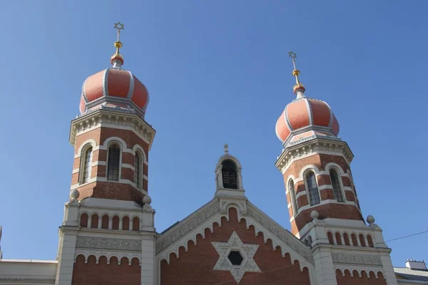 Torres Uma Sinagoga Antiga Pilsen República Checa — Fotografia de Stock