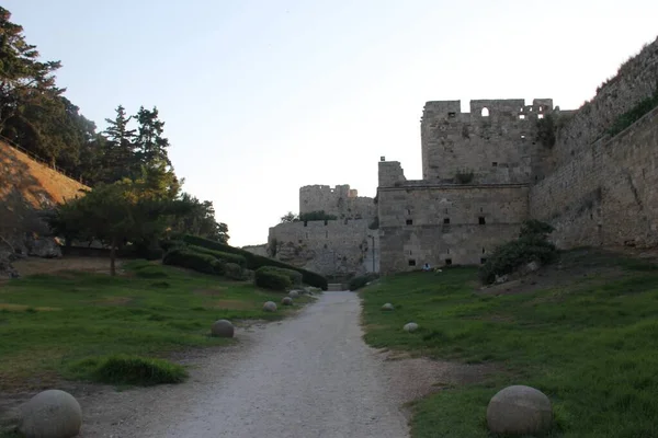 Jardines Del Palacio Del Gran Maestre Los Caballeros Rodas Grecia — Foto de Stock