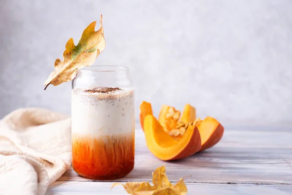 Autumn Coffee Drink Whipped Cream Pumpkin Spice Latte Glass White — Stok Foto