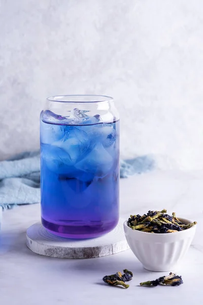 Bebida Hierbas Anclan Azul Flor Guisante Mariposa Helado Flor Ternatea — Foto de Stock