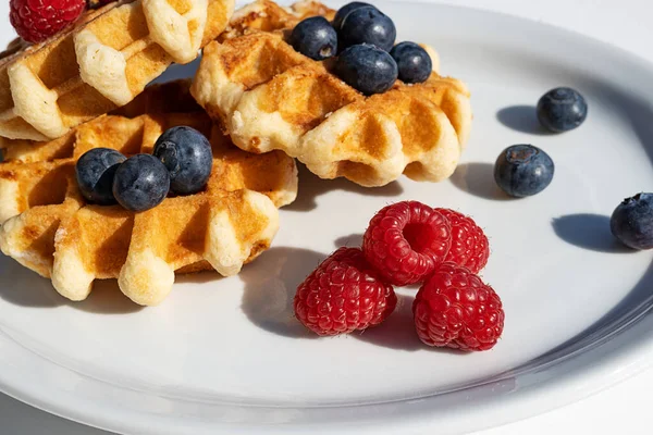 Homemade Waffles Raspberries Blueberries Plate Dessert Breakfast Close — Stockfoto