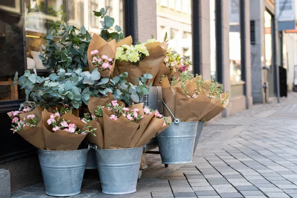 Fresh Eucalyptus Branches Bouquets Flowers Buckets Entrance Shop Outdoor Decor Стоковая Картинка